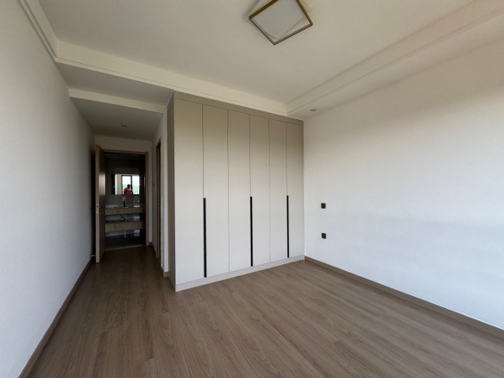 3-Bedroom Apartment for Rent – Riverside