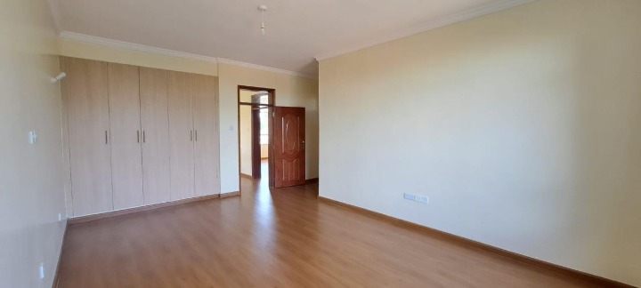 Kyuna – 5 Bedroom Townhouse For Rent
