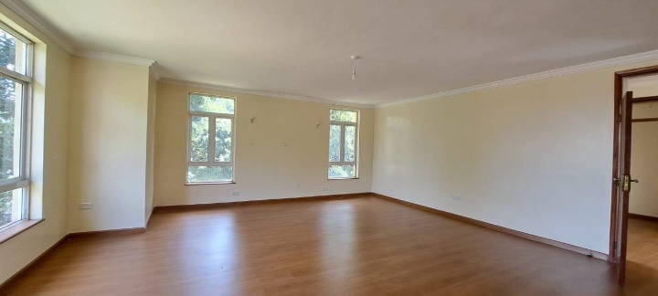 Kyuna – 5 Bedroom Townhouse For Rent