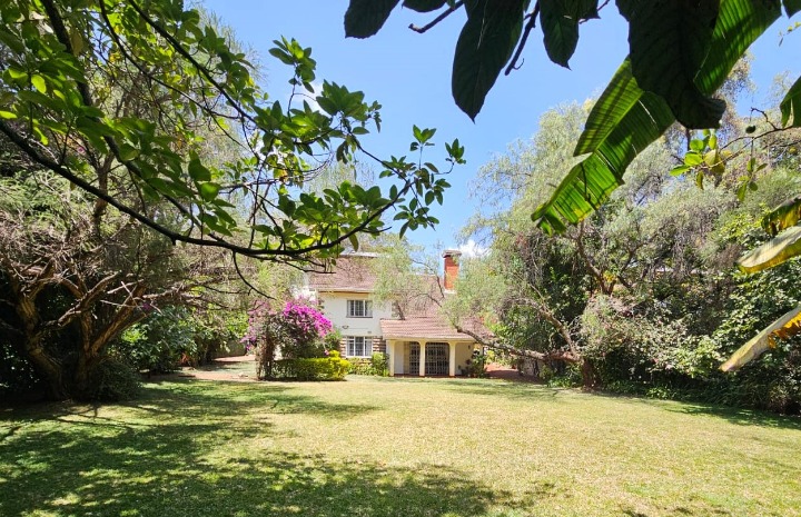 Kyuna – 5-Bedroom House for Rent