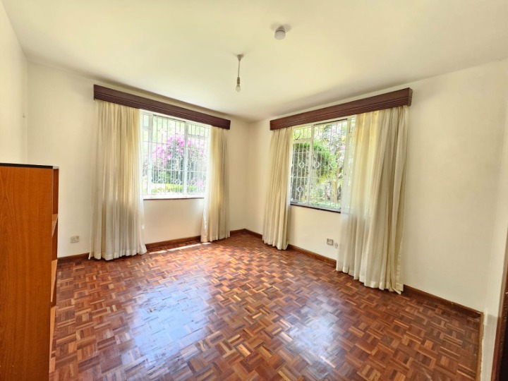 Kyuna – 5-Bedroom House for Rent