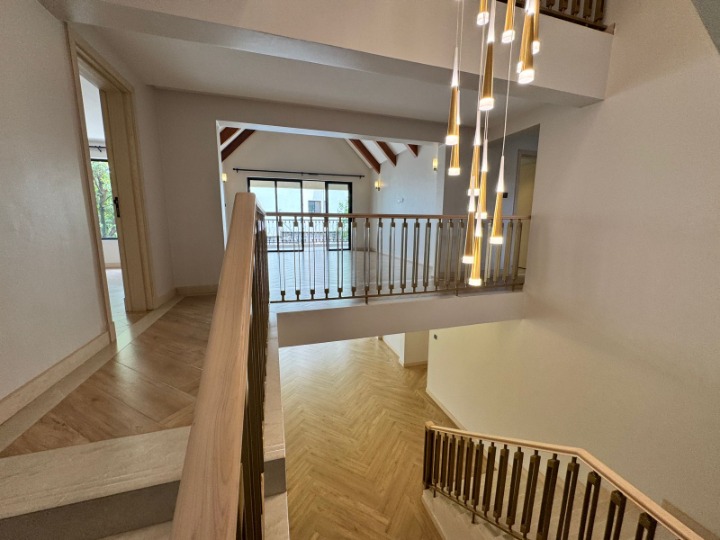 Lavington – 5 Bedroom  House To Let