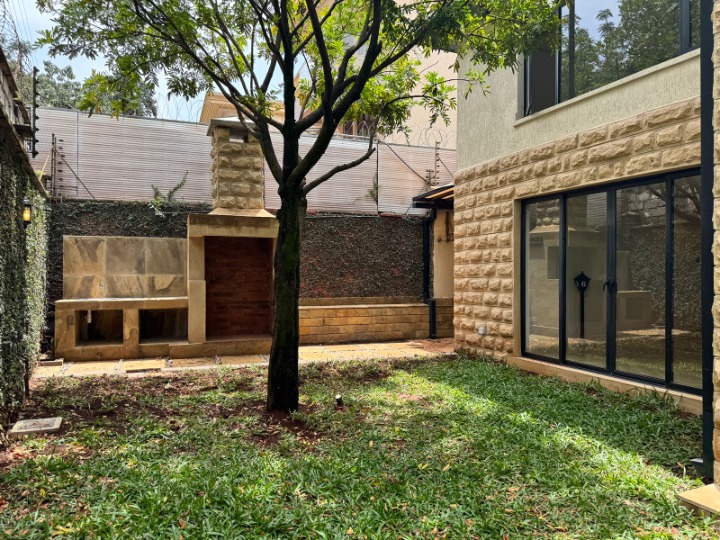 Lavington – 5 Bedroom  House To Let