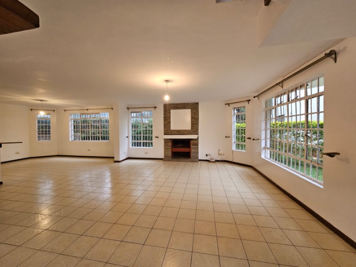 4 Bedroom Townhouse To Let – Spring Valley