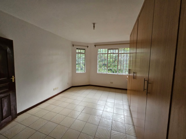 4 Bedroom Townhouse To Let – Spring Valley