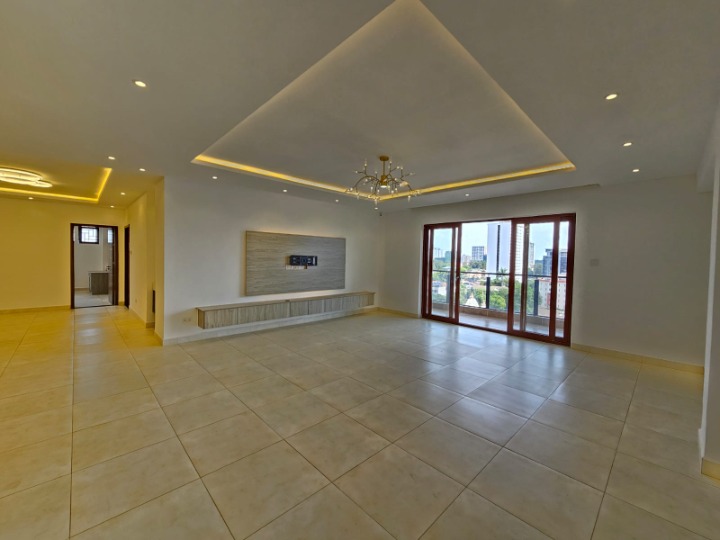 Parklands – 3 Bedroom + Study Apartment for Rent