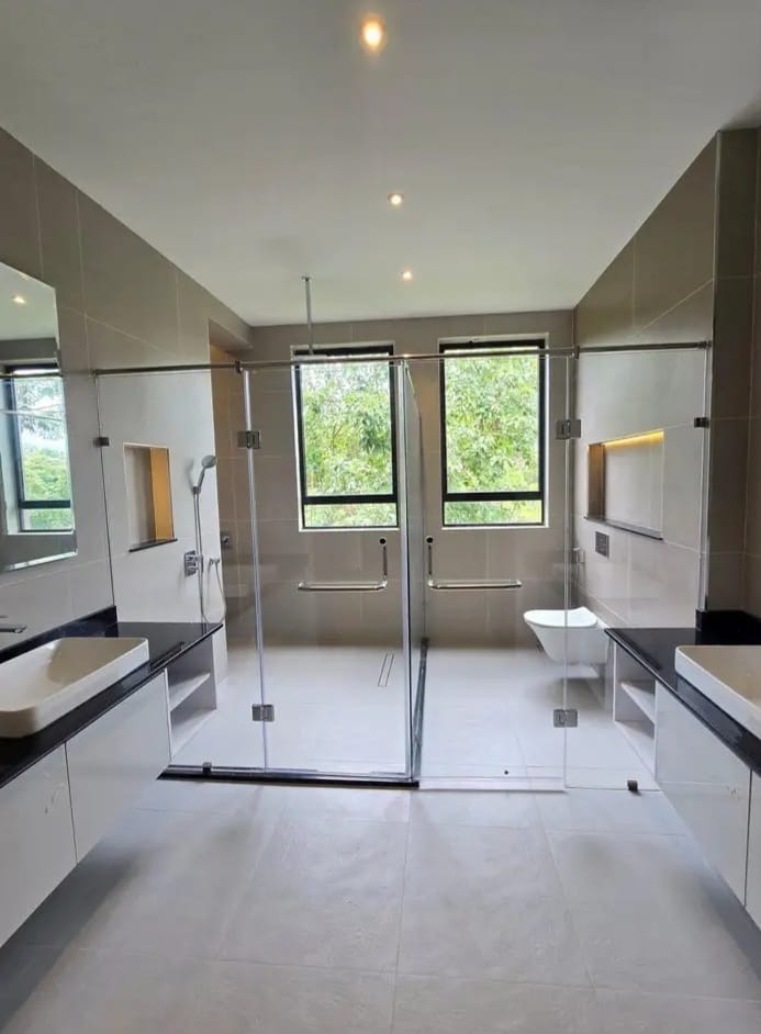 6-Bedroom Villa for Sale – Kitisuru