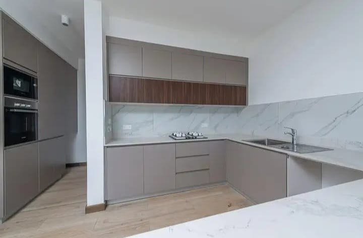 2-Bedroom Apartment for Rent – Rosslyn