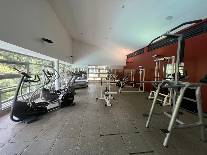 To Let: 3-Bedroom Duplex Apartment – Riverside