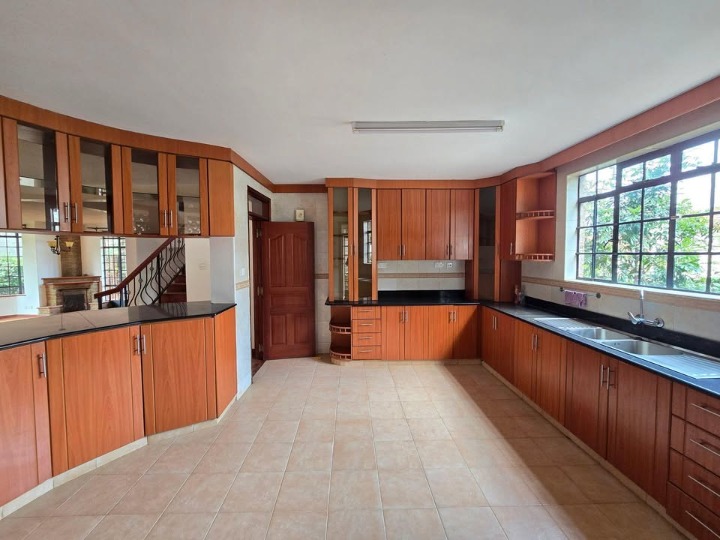 5-Bedroom Townhouse for Rent in Lavington