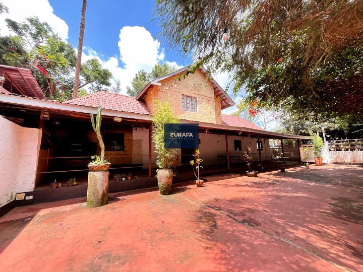 Commercial Opportunity for an Office at Garden Estate