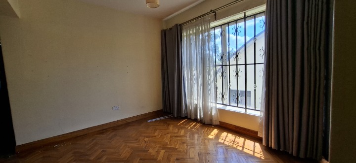 5 Bedroom Townhouse To Let – Spring Valley