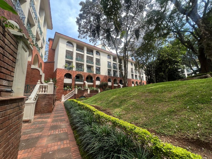 To Let: 3-Bedroom Duplex Apartment – Riverside