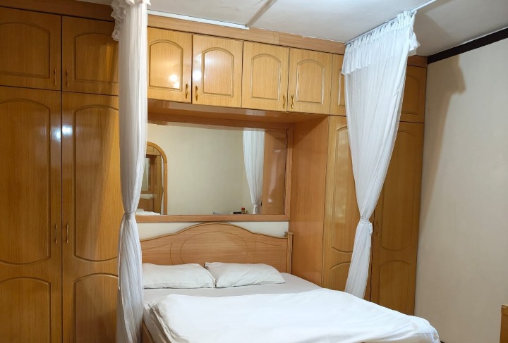 Riverside 1-Bedroom Guest House – For Rent