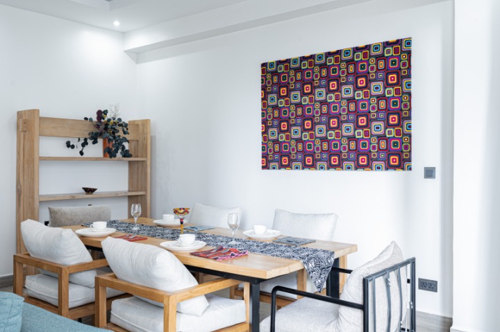 3-Bedroom Apartment for Long-Term Lease – Riverside