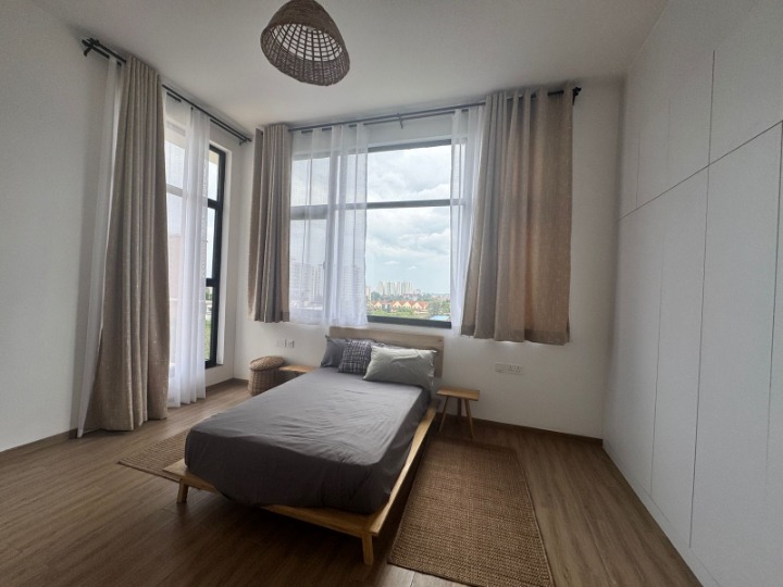 FOR RENT: LAVINGTON – 3-Bedroom Furnished Penthouse + DSQ