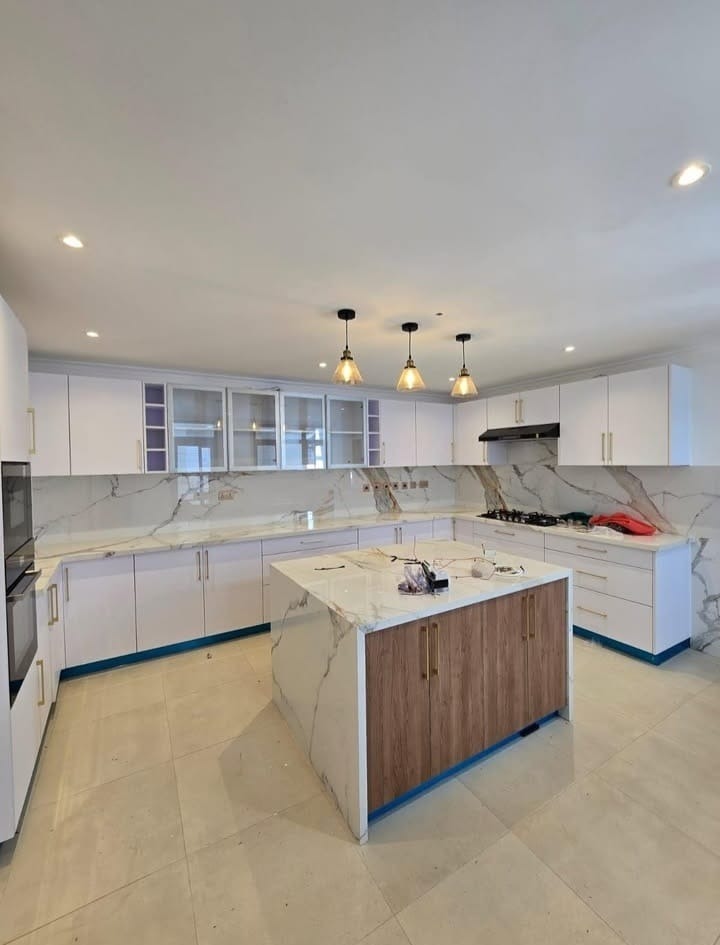 7-Bedroom House for Sale– Runda