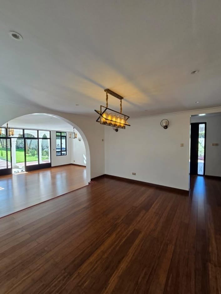 7-Bedroom House for Sale– Runda