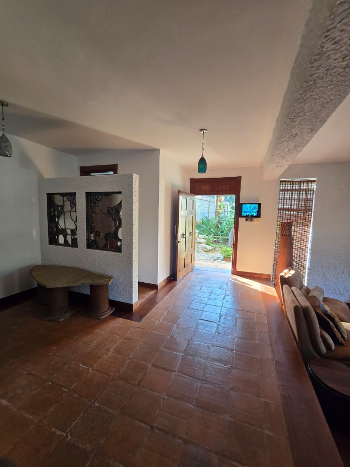 3-Bedroom  Furnished Rustic Cottage to Let in Spring Valley