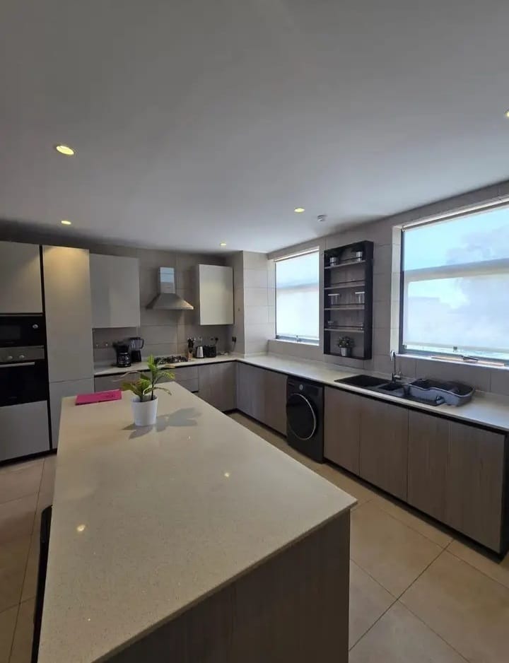 FOR RENT: Kitisuru – 2 Bedroom Furnished Apartment