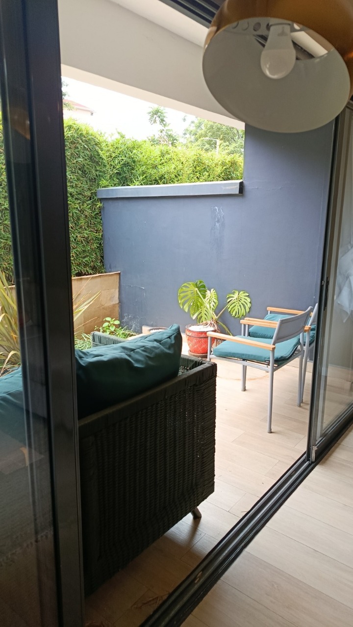 2 Bedroom Furnished Apartment For Rent – Riverside