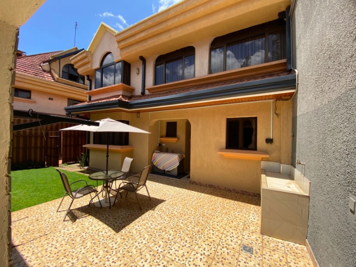 4-Bedroom + DSQ Apartment to Let – Runda