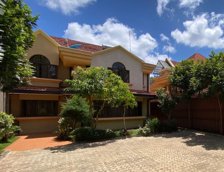 4-Bedroom + DSQ Apartment to Let – Runda