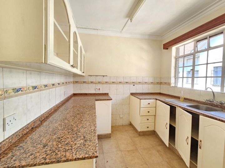 Riverside – 3 Bedroom Unfurnished Apartment for Rent