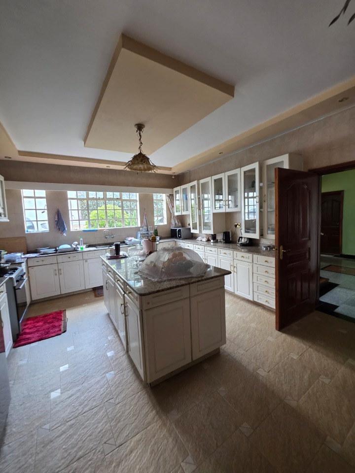 5 Bedroom Townhouse To Let – Thigiri