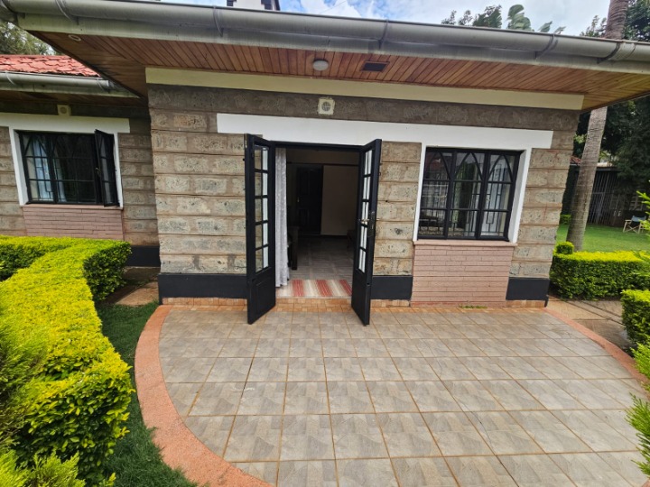 2 Bedroom Guest House for Rent – Runda