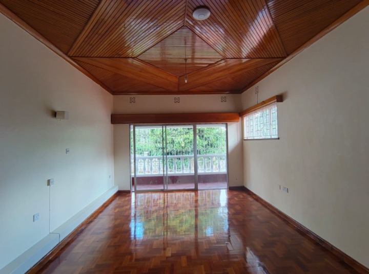 4-Bedroom House with Guest Wing for Rent – Rosslyn