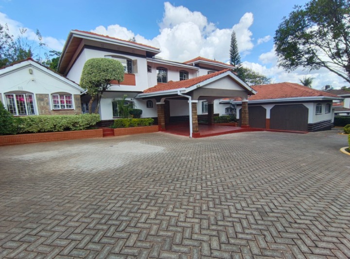 4-Bedroom House with Guest Wing for Rent – Rosslyn