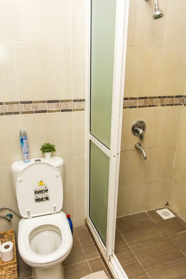 2 Bedroom Furnished Apartment for Rent – Riverside