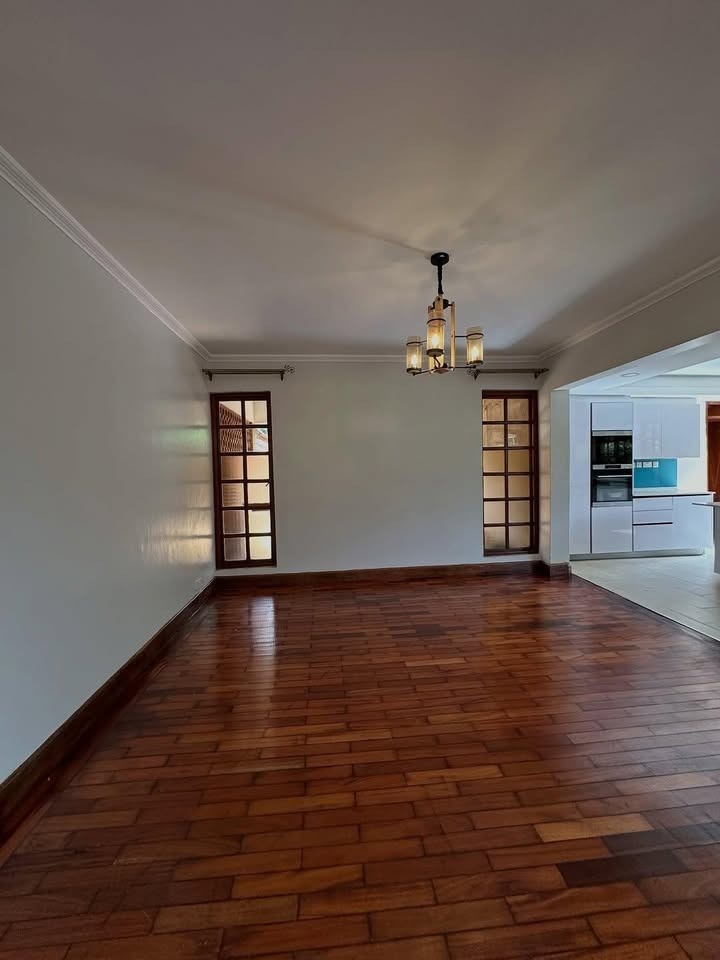 Runda | 4-Bedroom Luxury Home for Lease