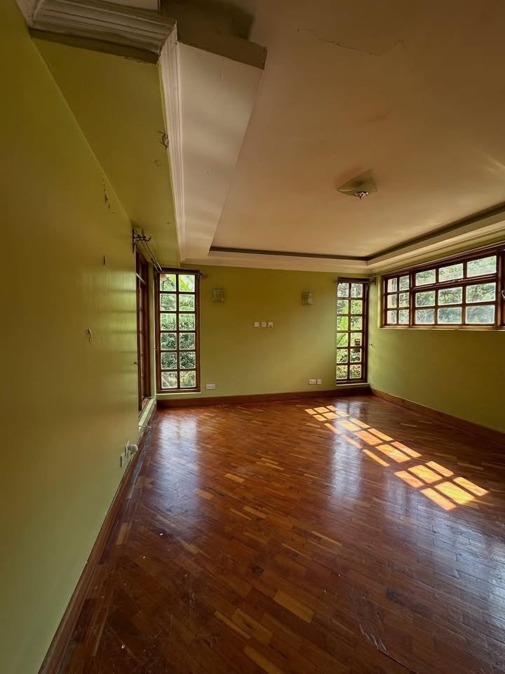 Runda | 4-Bedroom Luxury Home for Lease
