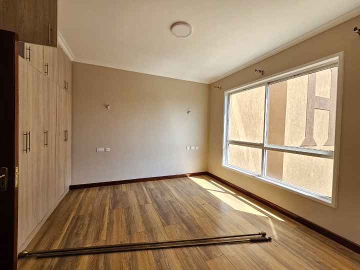 Riverside – 3 Bedroom Apartment for Rent