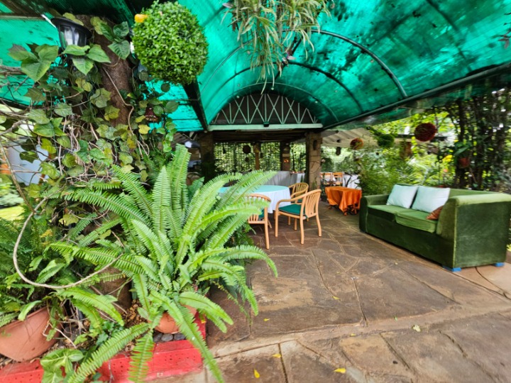 Riverside 1-Bedroom Guest House – For Rent