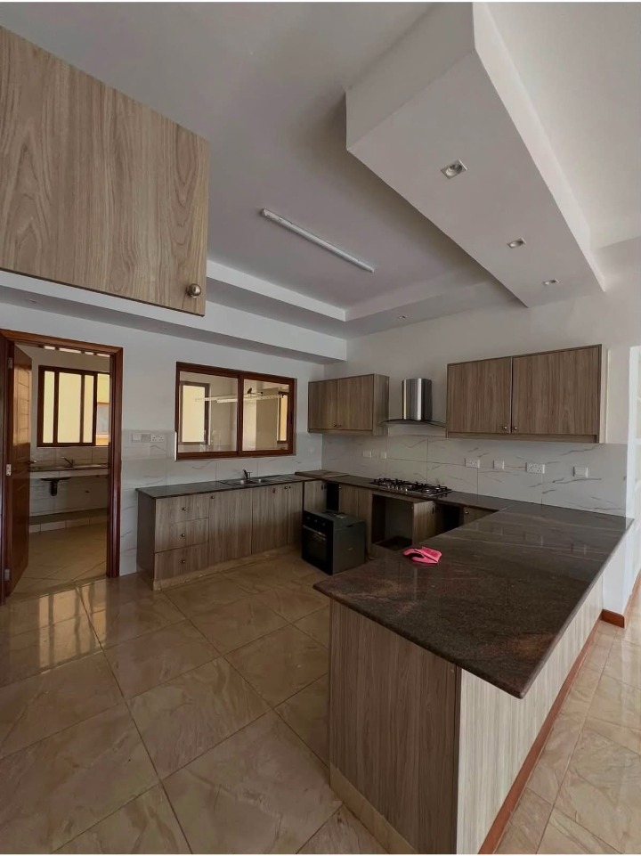 Lavington – 3 Bedroom Apartment + DSQ for Rent