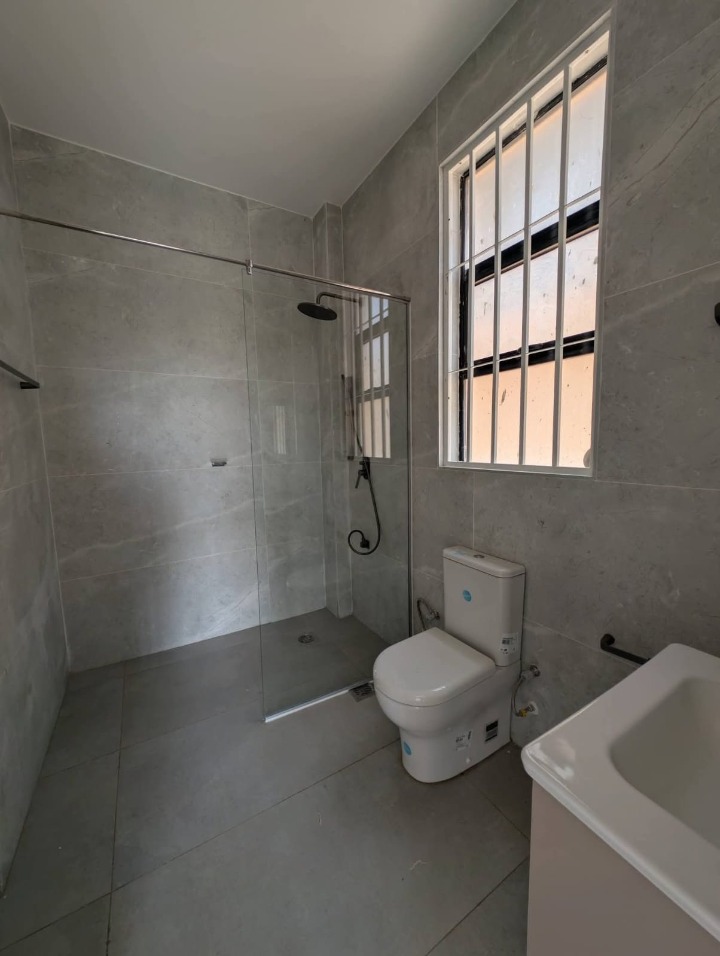 1 Bedroom Apartment For Rent– Runda