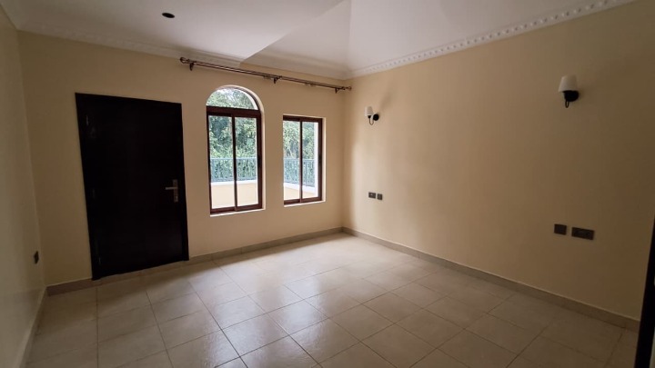 KITISURU – 5 Bedroom Standalone House for Rent