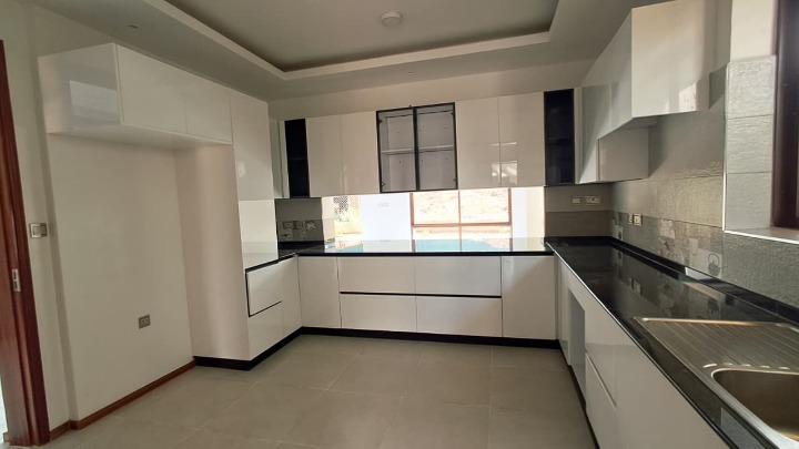 RUNDA – 4 Bedroom House for Rent