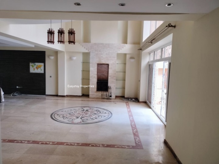 5 Bedroom (Unfurnished) Townhouse for Rent – LAVINGTON