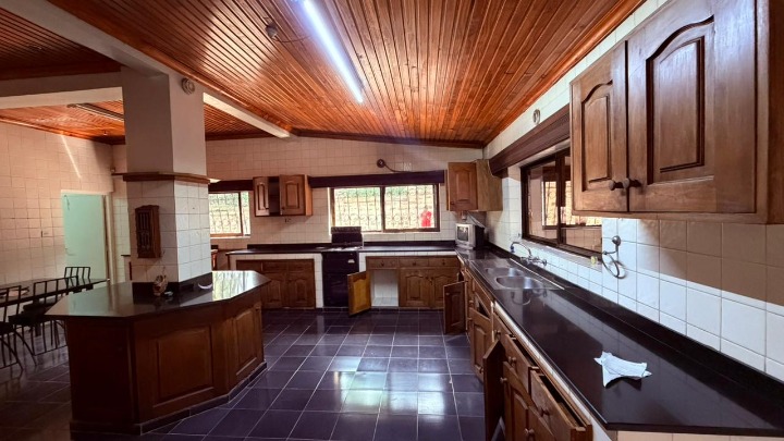 4 Bedroom bungalow House for Rent
