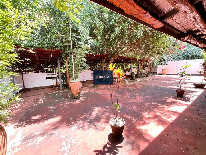 Commercial Opportunity for an Office at Garden Estate