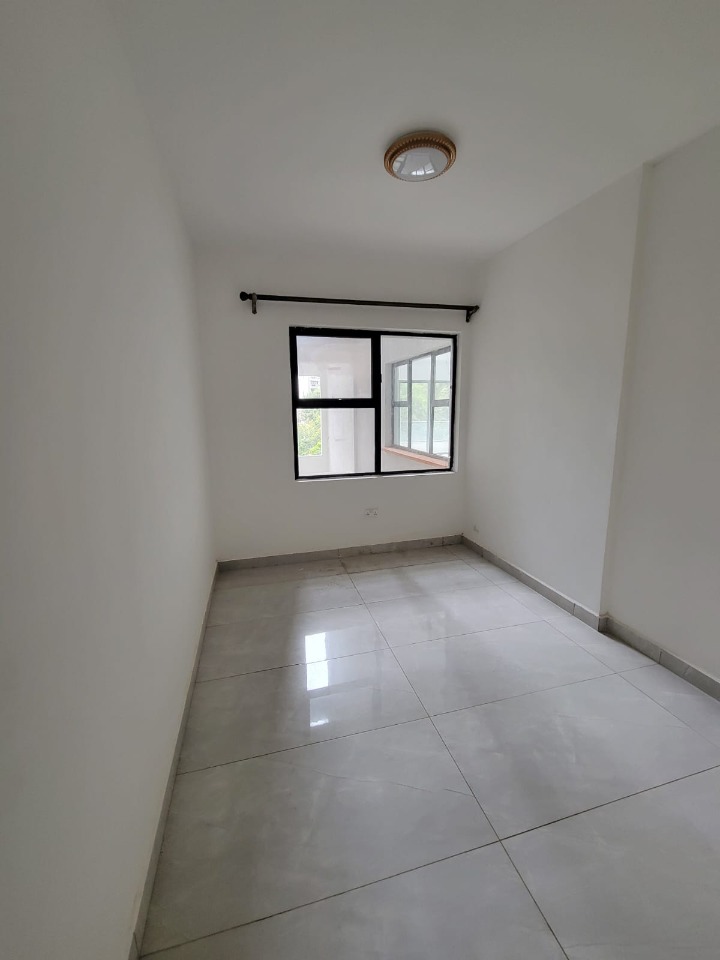 3 Bedroom Apartment with DSQ for Rent– Spring Valley