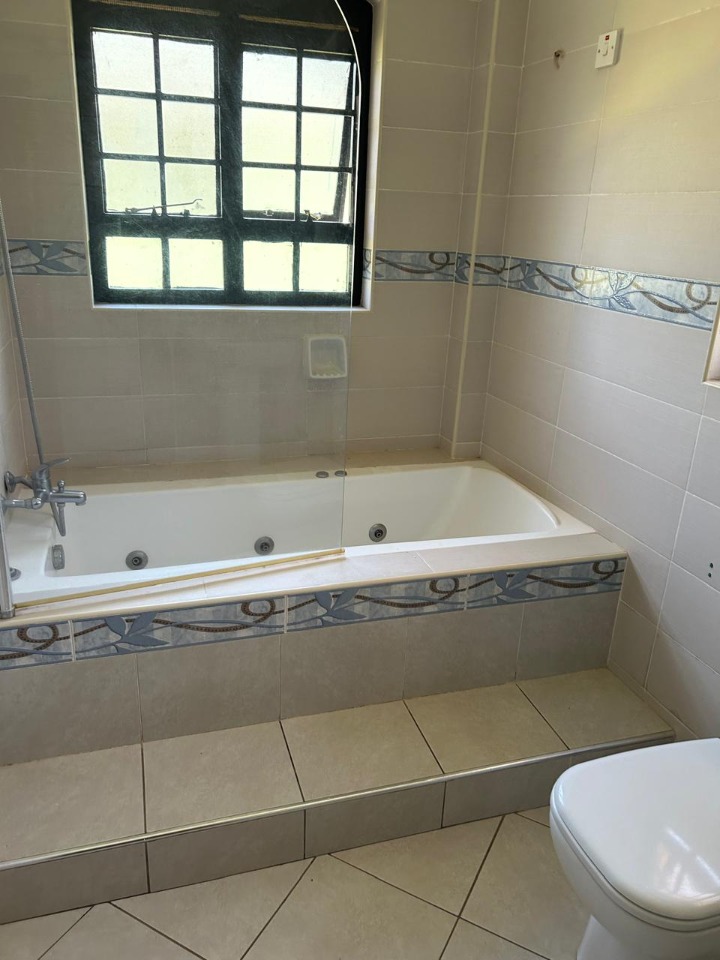 5 Bedroom Unfurnished Townhouse To Let – Karen