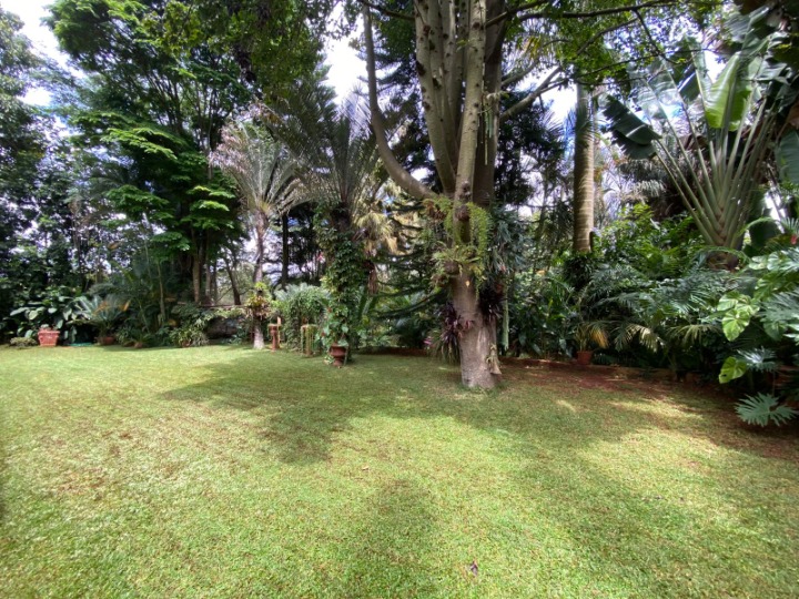 Furnished 2-Bedroom All En-Suite Home – Runda