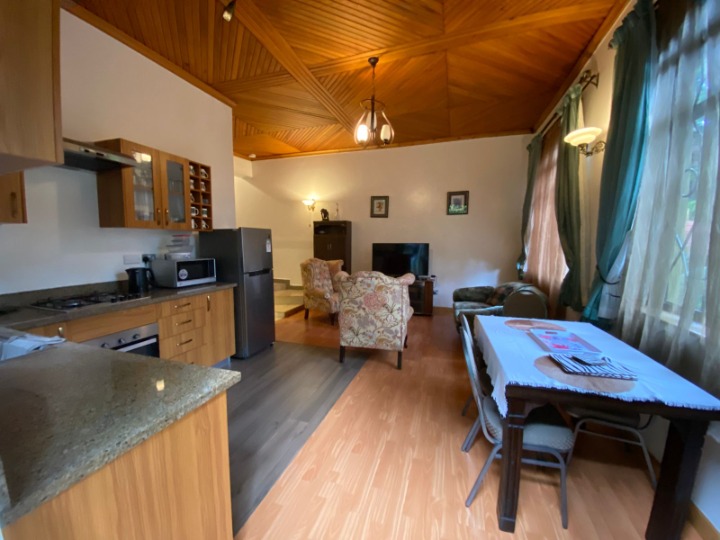 Furnished 2-Bedroom All En-Suite Home – Runda