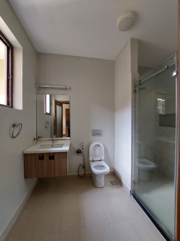 5-Bedroom Home for Rent in Lavington