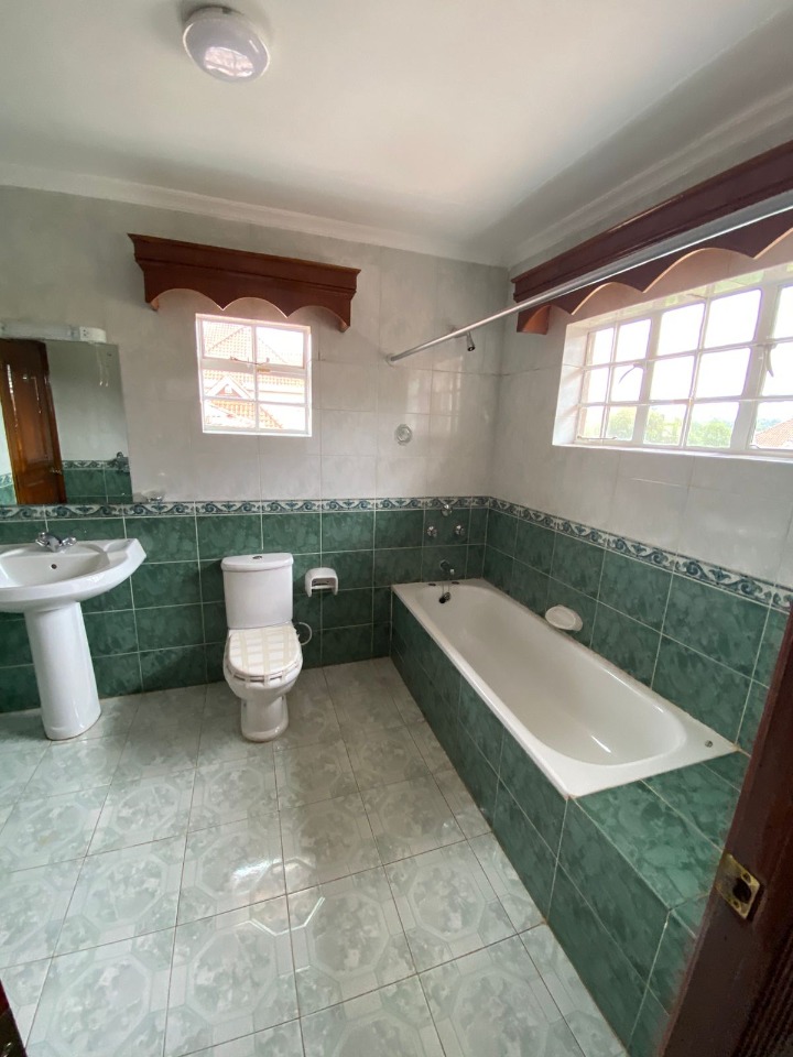 5-Bedroom House for Rent – Runda